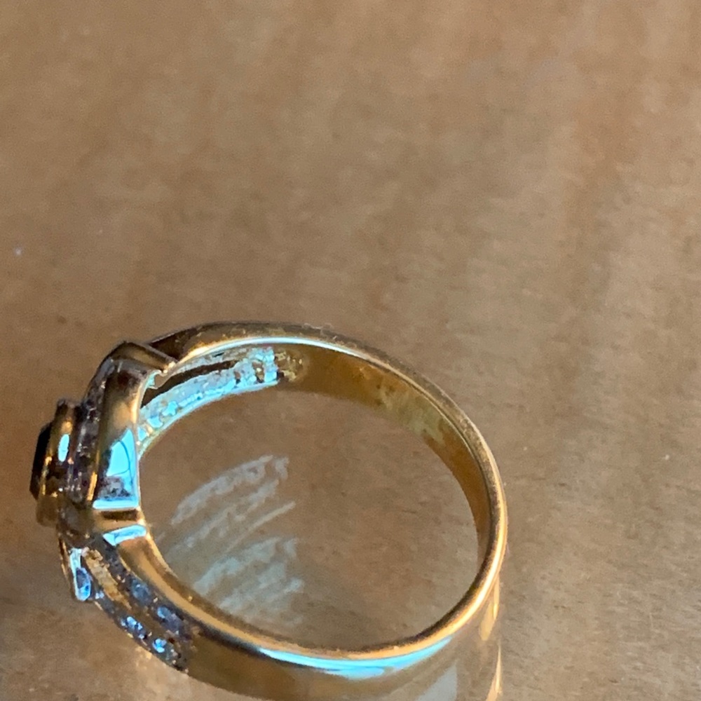 Ring - Picture 6 of 9